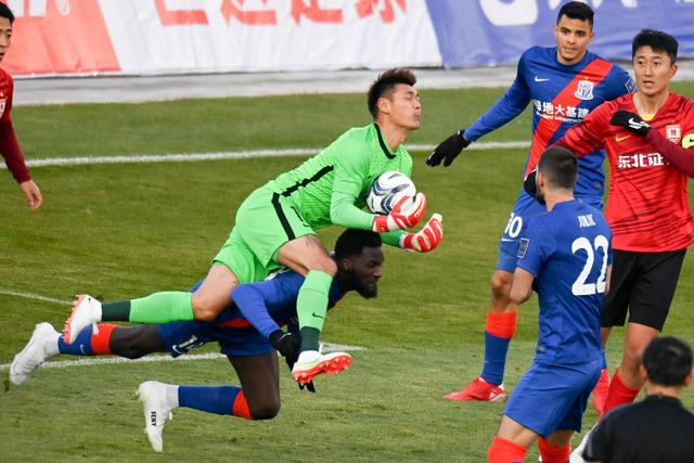 大空间MPV降至12万元，丰田赛纳还必要吗？
